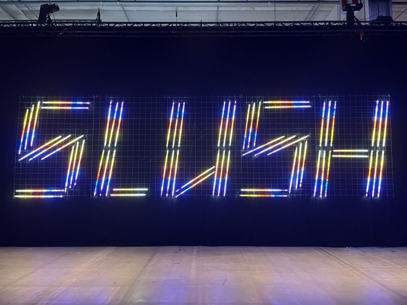 LED SIGN – "SLUSH" – 69×25.5×4.5 CM – WHITE & RED – LED SIGN & OUTDOOR DISPLAY – 1CT – LED S-10299 – [MSRP: $STORE USE]