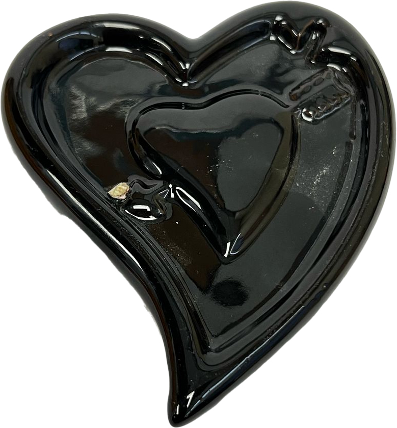 INCENSE CONE BURNER – ACCESSORIES – CERAMIC HEART – 5 INCH – ASSORTED COLORS – 1CT – [MSRP: $6.50]