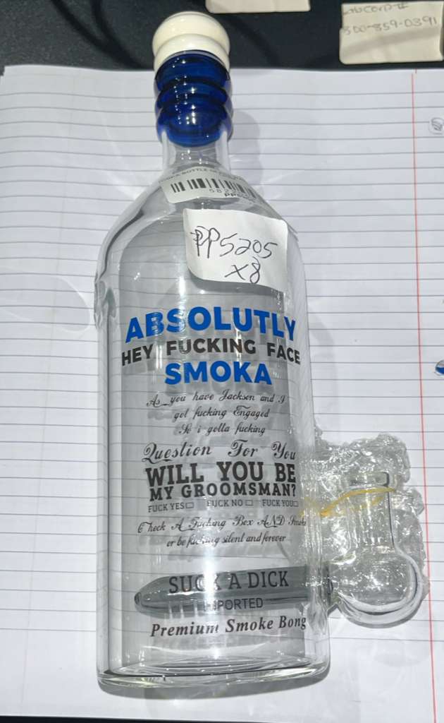 VODKA BOTTLE – GLASS WATER PIPES – 9.5 INCH – 14MM – 1CT – PP5205 – [MSRP: $51.50]