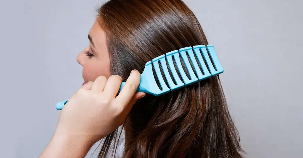 BP - HAIR CARE ACCESSORIES FLEX DETANGLING BRUSH  1CT - 03-38 - [MSRP: $3.25 CT]