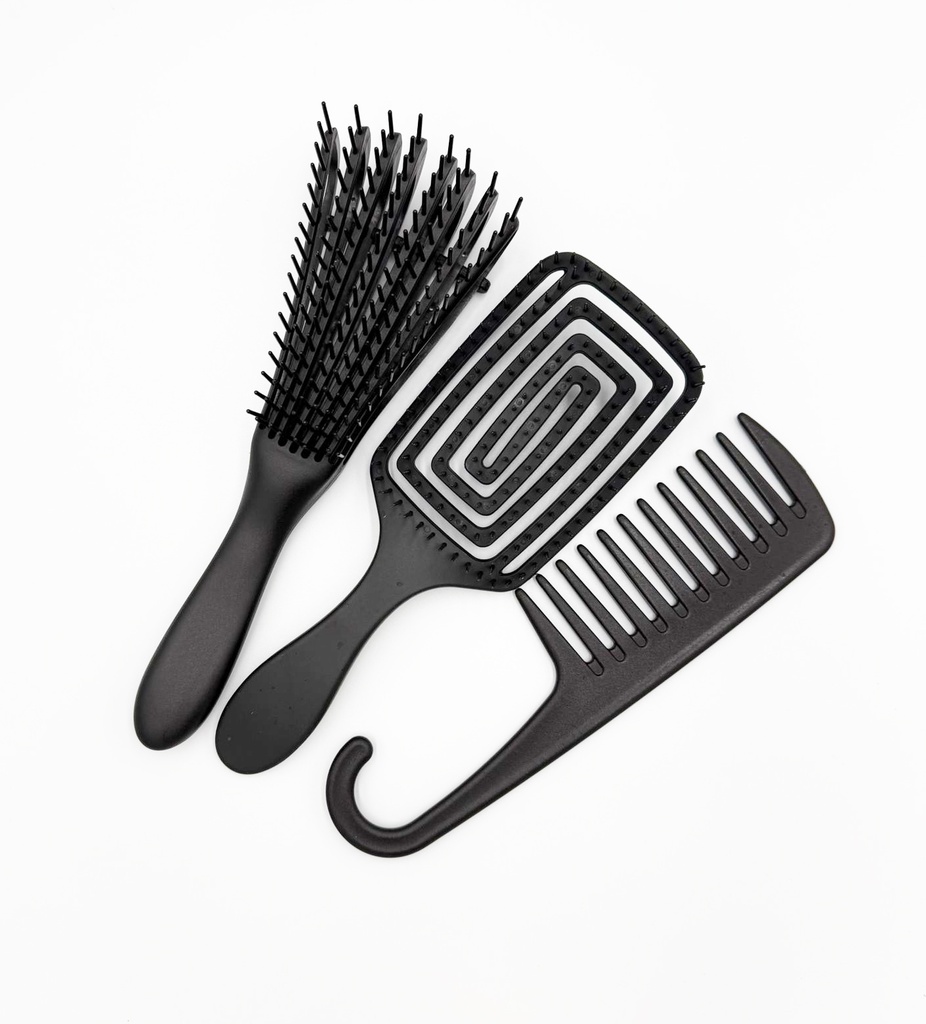 BP - HAIR CARE ACCESSORIES 3-PIECE PACK COMB AND BRUSH COMPLETE SET 1CT - 03-40 - [MSRP: $6.5 CT]