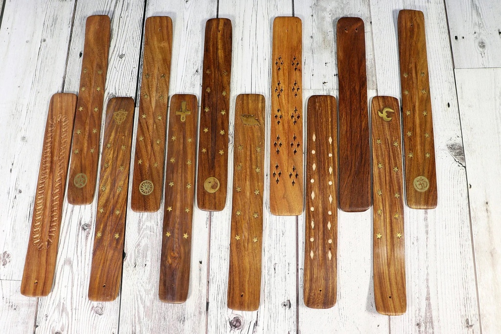 HANDCRAFTED – WOODEN INCENSE HOLDER – ACCESSORIES – FLAT STICK STYLE – 1CT – [MSRP: $2.50]